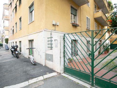 Via Norico, 4 - Roma