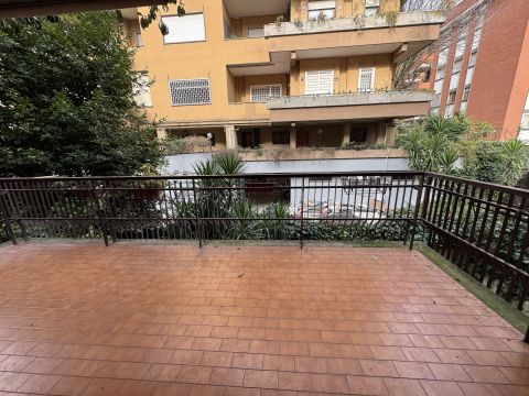 Via Sanzeno, 15 - Roma