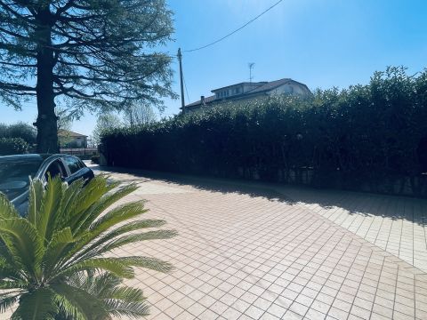 Via Indipendenza, 76 - Sant'egidio Alla Vibrata