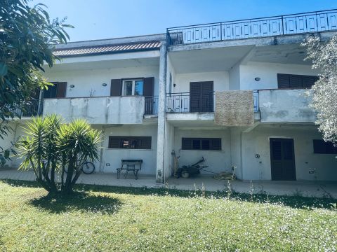 Via Indipendenza, 76 - Sant'egidio Alla Vibrata