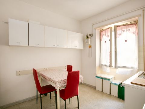 Via Calpurnio Fiamma, 130 - Roma