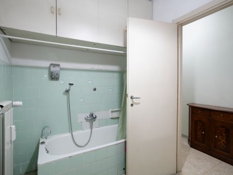 Via Calpurnio Fiamma, 130 - Roma