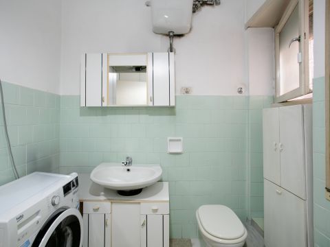 Via Calpurnio Fiamma, 130 - Roma