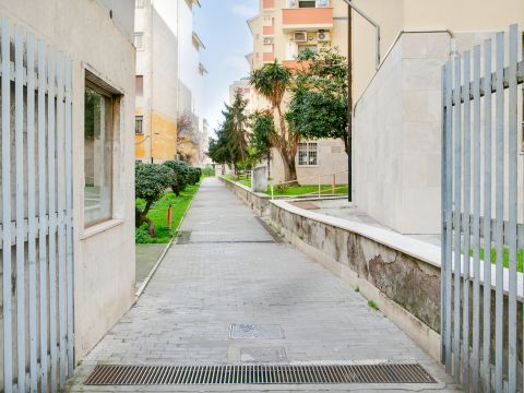 Via Calpurnio Fiamma, 130 - Roma