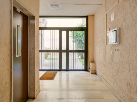 Via Calpurnio Fiamma, 130 - Roma