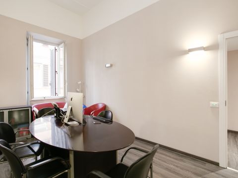 Via di Propaganda, 27 - Roma