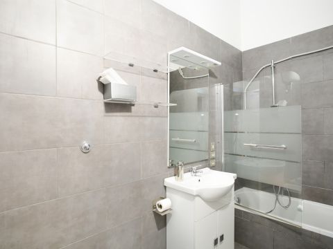 Via di Propaganda, 27 - Roma