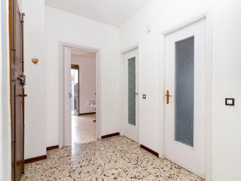 Via Andrea Provana, 25 - Collegno