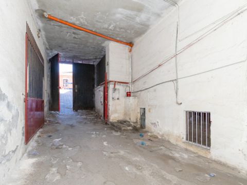 Via Pietro Maroncelli, 2-6 - Catania