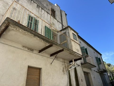 Corso Vittorio Emanuele, 115 - Poggiofiorito