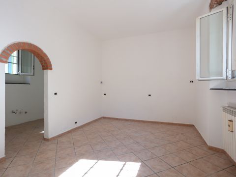 Via Pietro Orsilago, 22 - Livorno