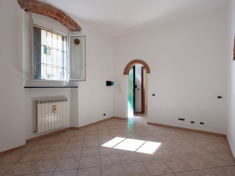 Via Pietro Orsilago, 22 - Livorno