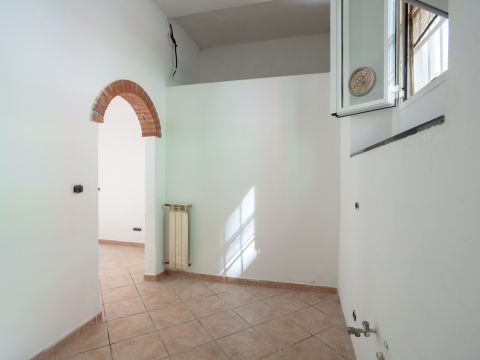 Via Pietro Orsilago, 22 - Livorno