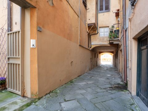 Lungarno Mediceo, 10 - Pisa