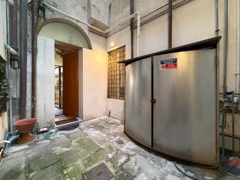 Lungarno Mediceo, 10 - Pisa