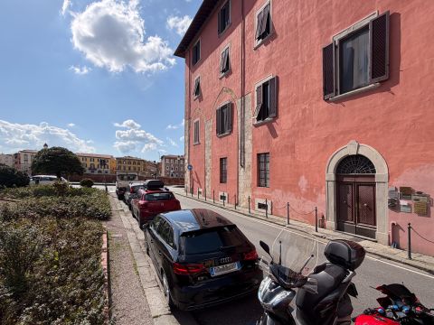 Lungarno Mediceo, 10 - Pisa
