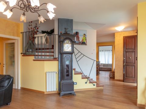 Via Perugia, 2A - Castagneto Carducci