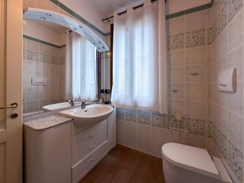 Via Perugia, 2A - Castagneto Carducci