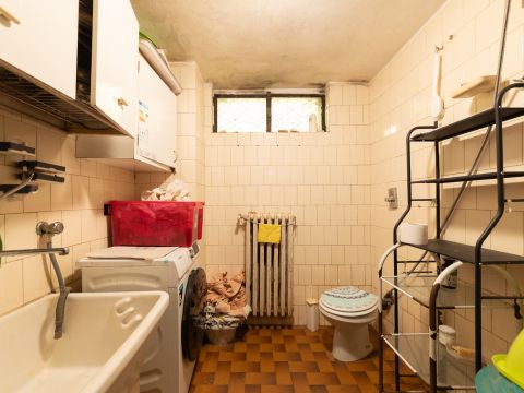 Viale Grigna, 28 - Camparada