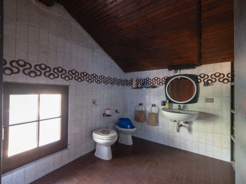 Viale Grigna, 28 - Camparada