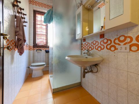 Viale Grigna, 28 - Camparada