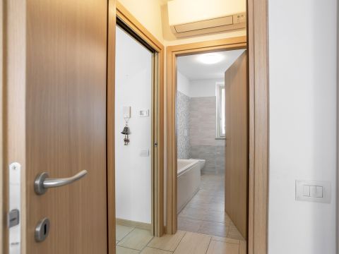 Via Don Costante Letterini, 13 - Quintano