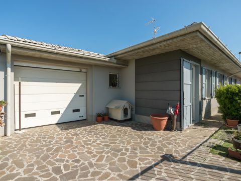 Via Don Costante Letterini, 13 - Quintano