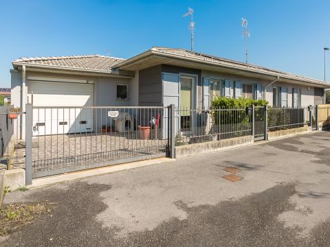 Via Don Costante Letterini, 13 - Quintano