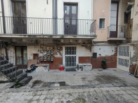 Via E. A. Pantano, 87 - Catania