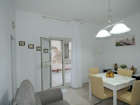 Via degli Agrumi, 10 - Catania