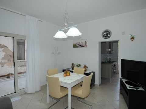 Via degli Agrumi, 10 - Catania