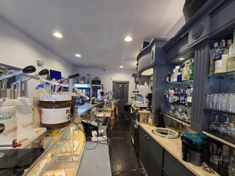 Via Agostino Ghirlanda, 37 - Massa