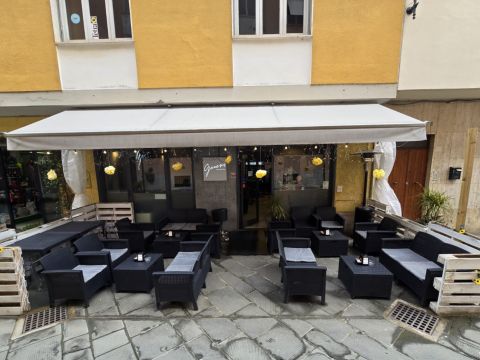 Via Agostino Ghirlanda, 37 - Massa