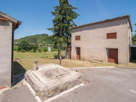 Via Santa Maria, 8 - Cupramontana