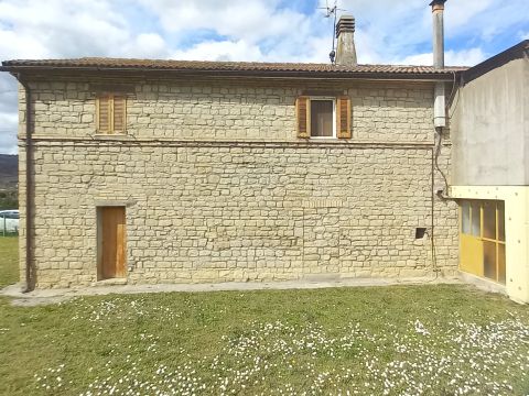 Via Santa Maria, 8 - Cupramontana