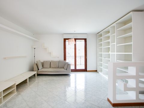 Via Rocca dei Nibli - Roma