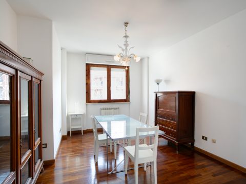 Via Rocca dei Nibli - Roma