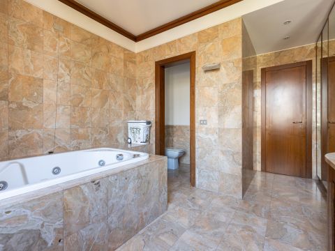 Via dei Longobardi, 31 - Basiglio