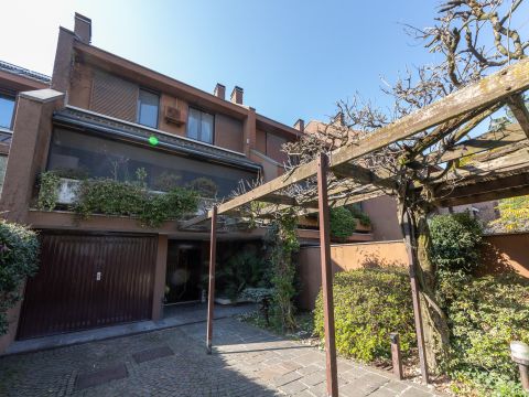 Via dei Longobardi, 31 - Basiglio