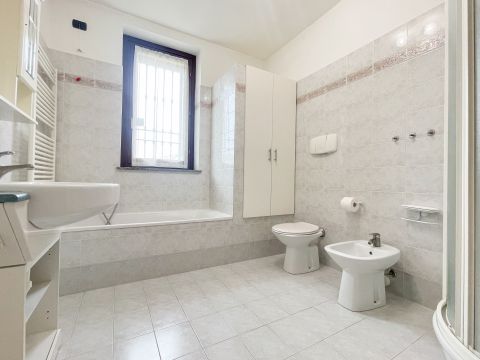 Via Gabriele d'Annunzio, 7 - Salerano Sul Lambro