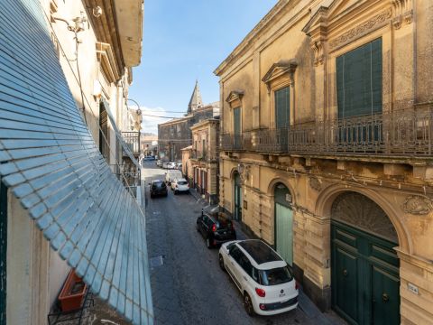 Corso Vittorio Emanuele, 151 - Trecastagni