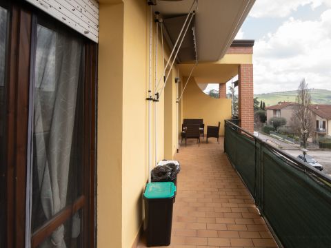 Via Palmiro Togliatti, 1 - Montecalvo In Foglia