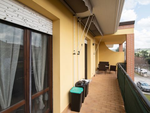 Via Palmiro Togliatti, 1 - Montecalvo In Foglia