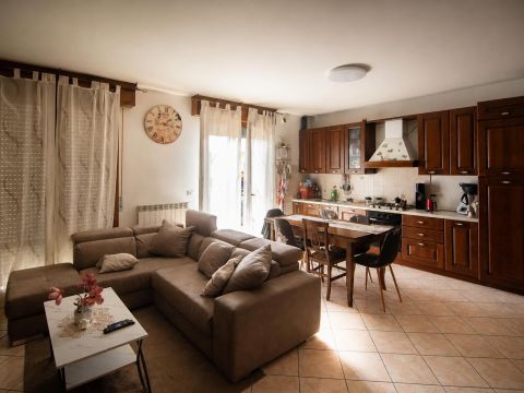Montecalvo In Foglia