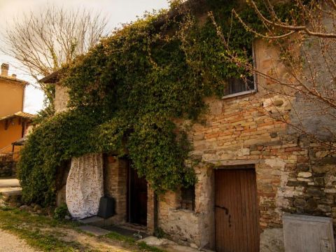 LOC.CACIURRO, 46 - Sassocorvaro