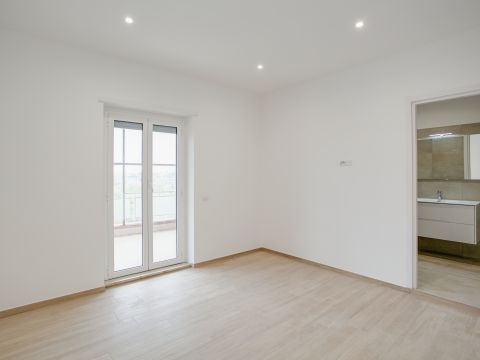 Via Piteglio, 11 - Roma