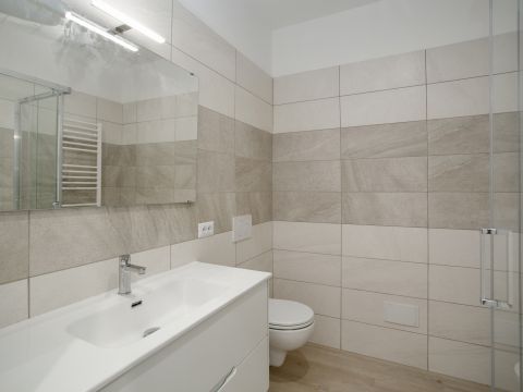 Via Piteglio, 11 - Roma