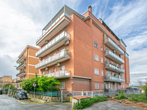 Via Piteglio, 11 - Roma