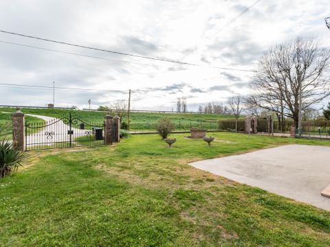 Via Argine Sinistro, 5 - Correzzola