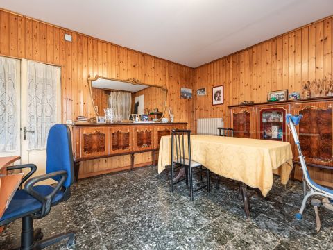 Via Argine Sinistro, 5 - Correzzola